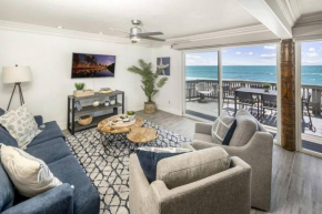 Oceanfront Home with Stunning View